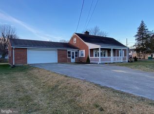 2086 Lincoln Way E #E, Chambersburg, PA 17202