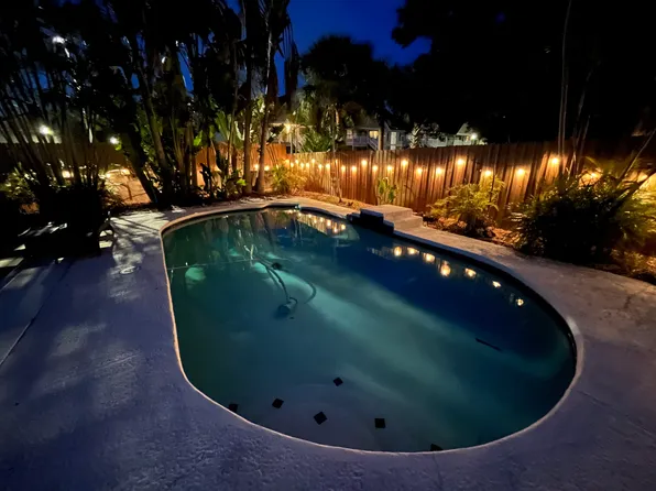 2299 66th Ave S, Saint Petersburg, FL 33712