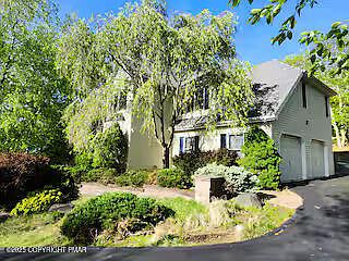 2nd image of 135 Hyland Dr