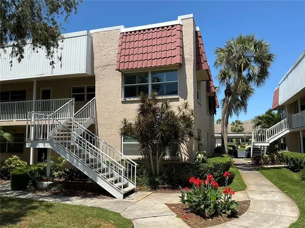 10032 65th Ave N APT 14, Saint Petersburg, FL 33708