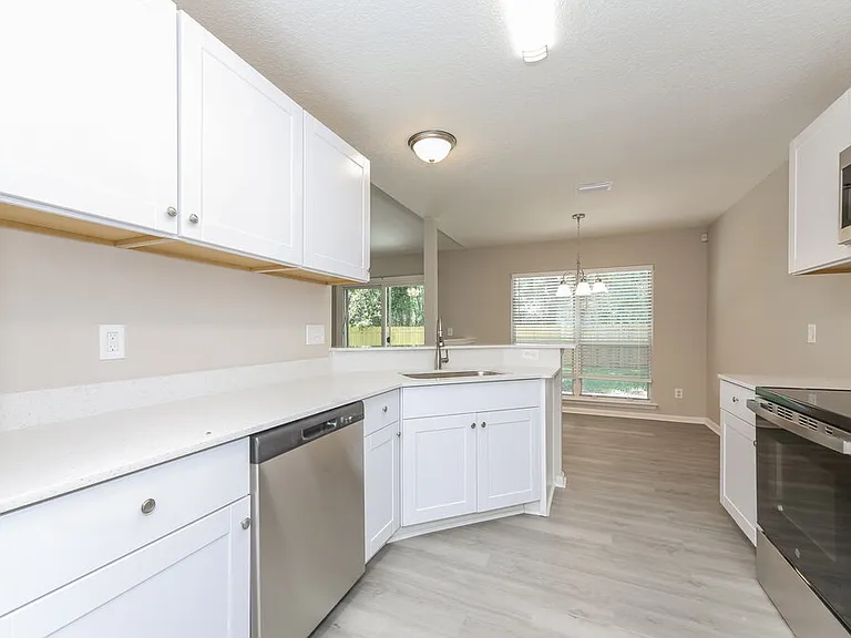 1125 Arcaro Ct — Photo 9