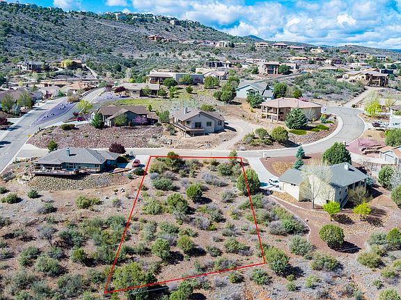 5th image of 1065 Grazer Ln