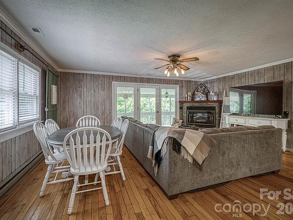 2nd image of 665 Will Robbins Ln