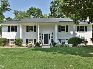 1609 Foxboro Dr, Knoxville, TN 37912