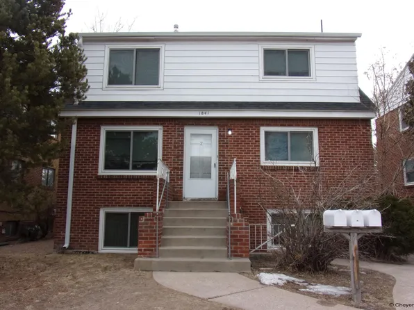 1841 Crook Ave, Cheyenne, WY 82001