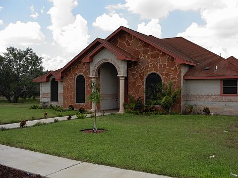 1st image of 808 Dover Dr