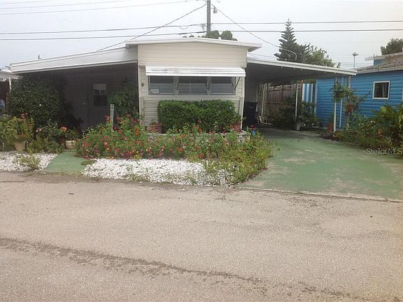 2nd image of 209 52nd Avenue Dr W
