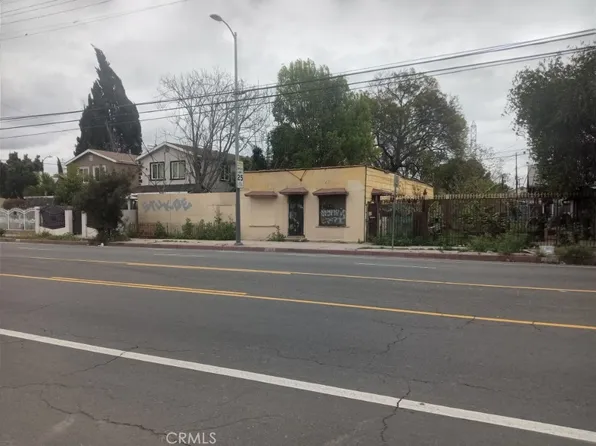 11108 S Avalon Blvd, Los Angeles, CA 90059