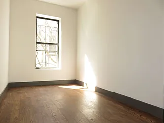 Rented by Rennit Inc.