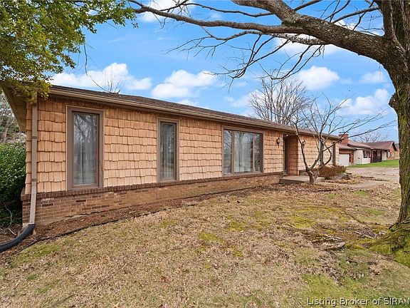 2nd image of 112 Clearview Drive