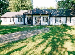 9270 Secor Rd, Temperance, MI 48182