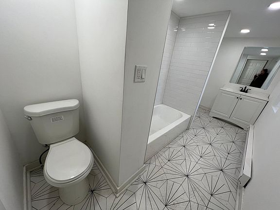 3rd image of 1708 S 10th St #1