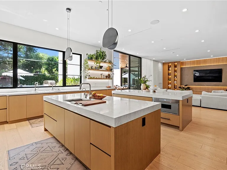 5050 Arundel Dr — Photo 21