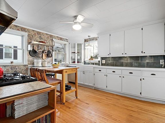 2nd image of 21 Germain Ave