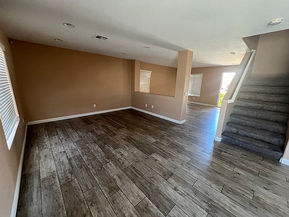 3rd image of 14048 Ruby St