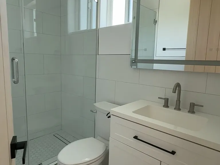 16508 San Fernando Mission Blvd — Photo 19