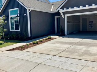 7047 W Keats Ave, Fresno, CA 93723