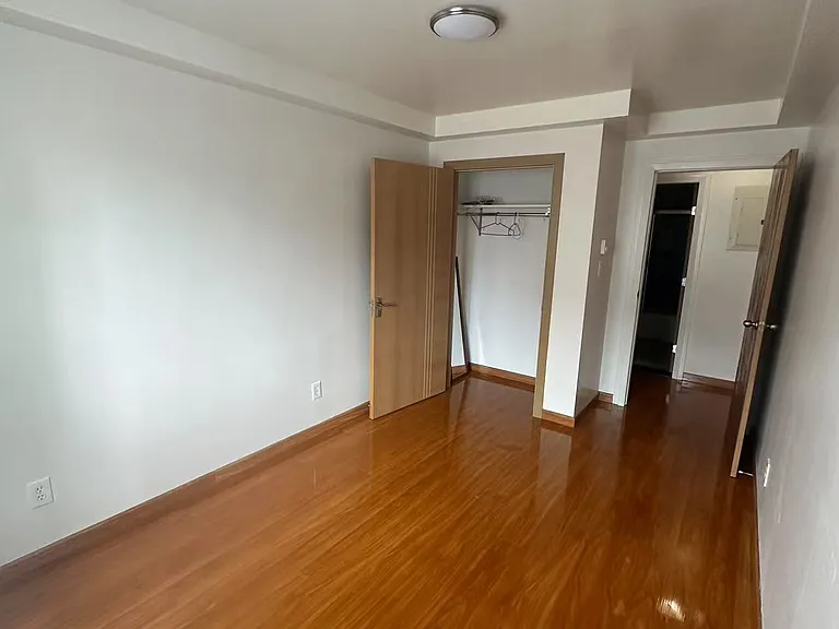 14340 37th Ave #4C — Photo 5