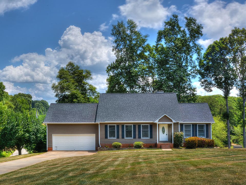 1st image of 8012 Malibu Pointe Lane