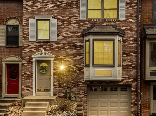 464 Cannongate Dr, Monroeville, PA 15146