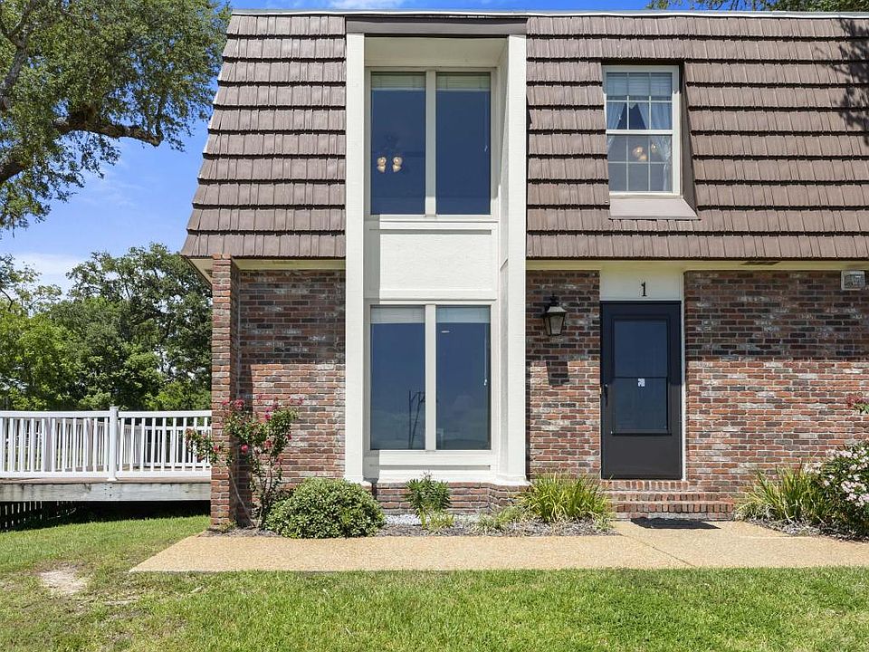1st image of 527 Front Beach Dr APT 1