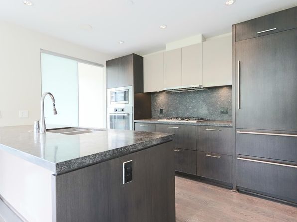 2 bedroom rental in West Vancouver — photo 9
