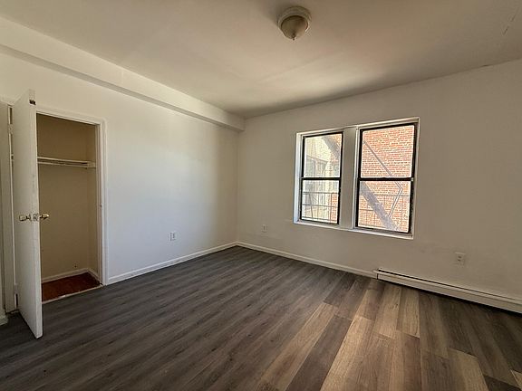 5th image of 214 Central Ave #35E