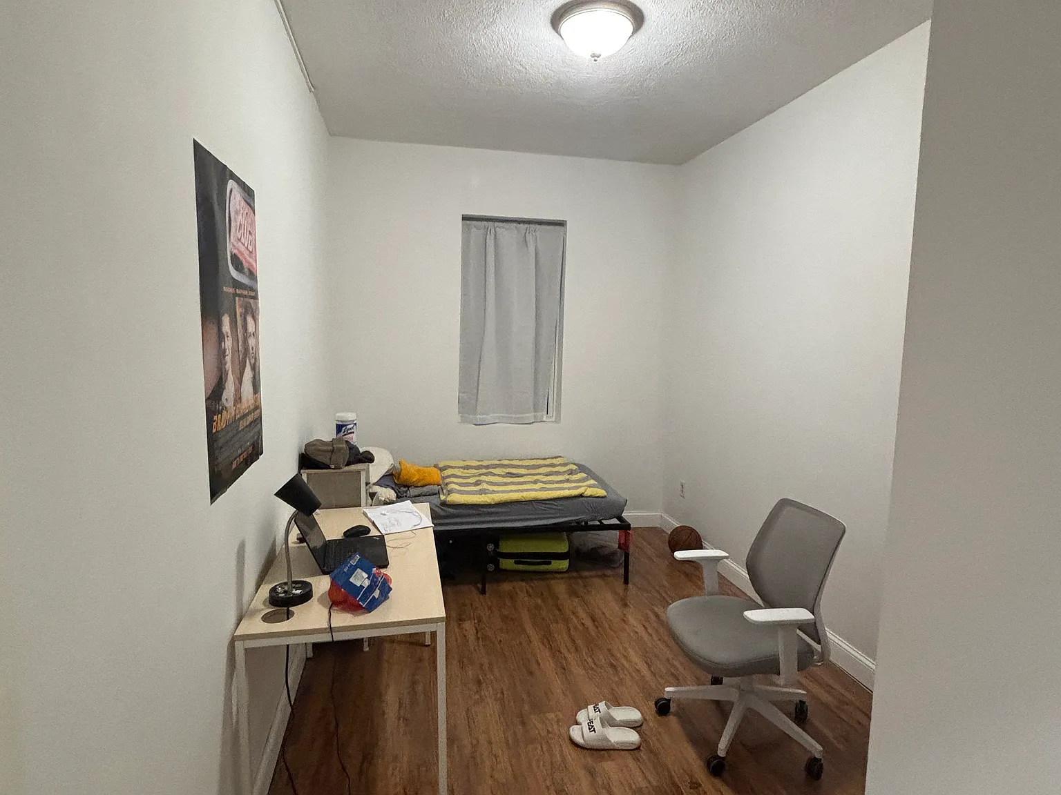 2 bed, 1.0 bath, $3,550 — Photo 2