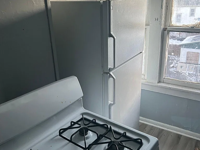 243 Webster Ave #3 — Photo 11
