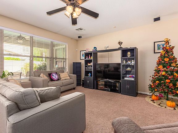 5th image of 4156 E Linda Ln
