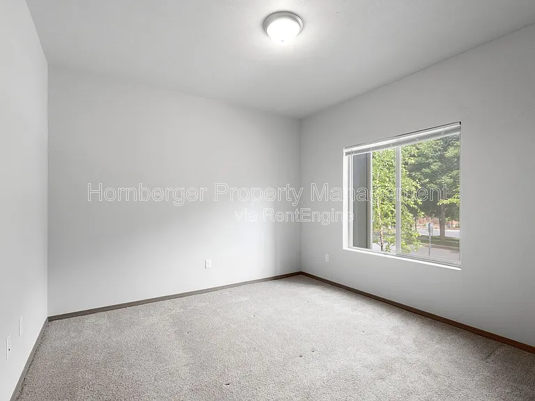 356 E 7th Ave #102 — Photo 11