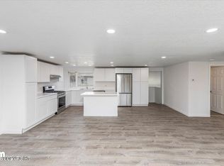 8250 Bout Tyme Way, Anchorage, AK 99502