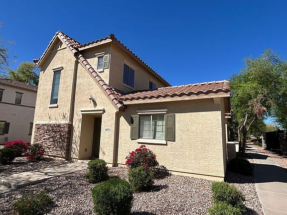 3rd image of 14072 W Country Gables Dr