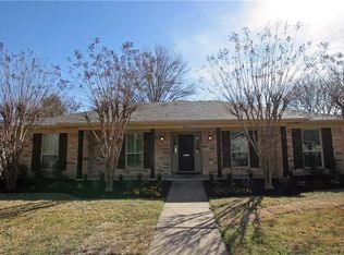 7846 La Verdura Dr, Dallas, TX 75248