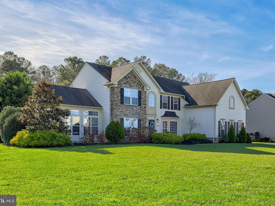 1st image of 11749 Winding Creek Dr