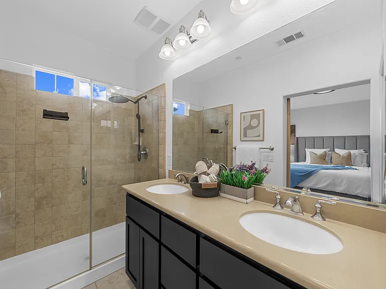 1469 W San Carlos St — Photo 49