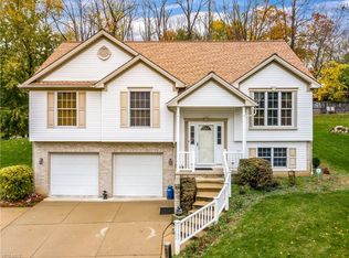 1162 Rolena Cir NW, Canton, OH 44708