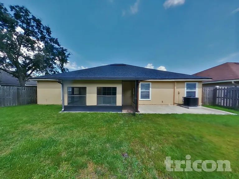 6676 Southern Oaks Dr — Photo 17