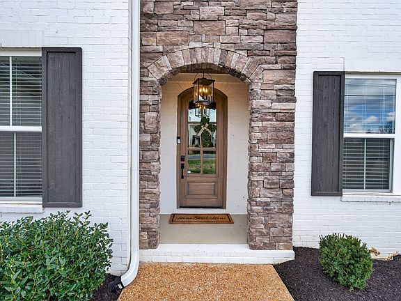 5th image of 110 Arkstone Ln