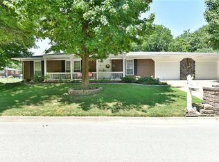 2 Burch Dr, Dupo, IL 62239