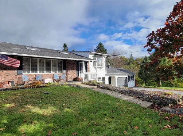 544 Middle Road, Sabattus, ME 04280