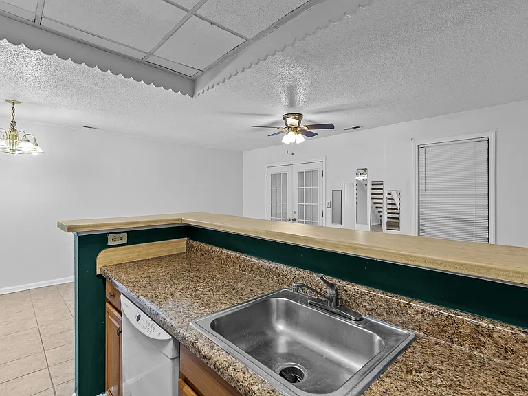 405 Falling Ln #1 — Photo 29
