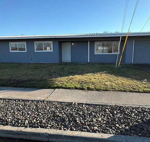 8915 Travis Dr #B — Photo 1