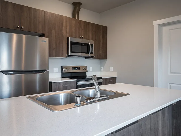 One Bedroom Kitchen