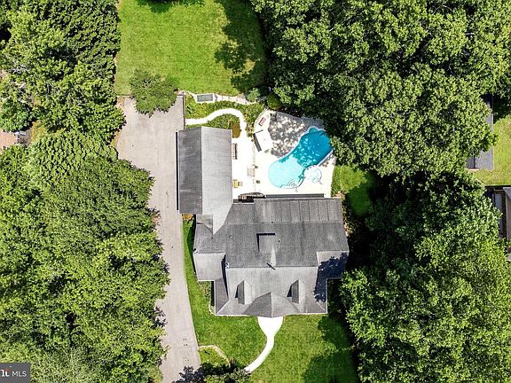 2nd image of 12033 Steven Ln