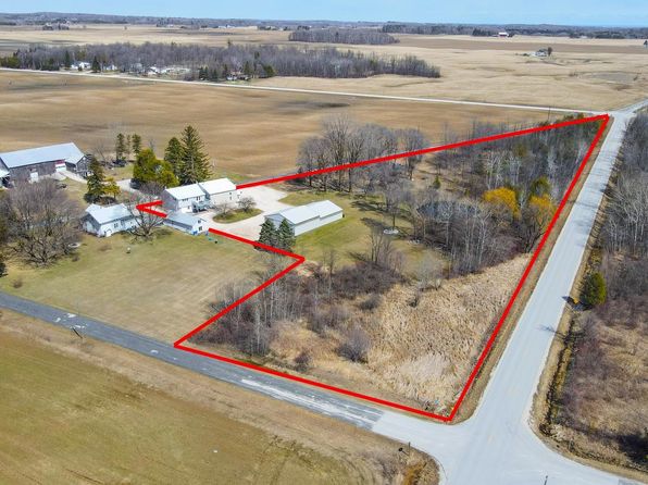 17611 Matznick Rd, Kiel, WI 53042