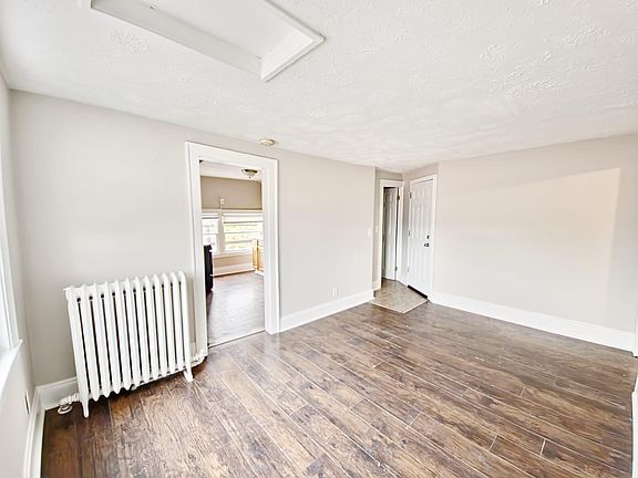 3rd image of 9401 Lake Ave #C9fa1d85e