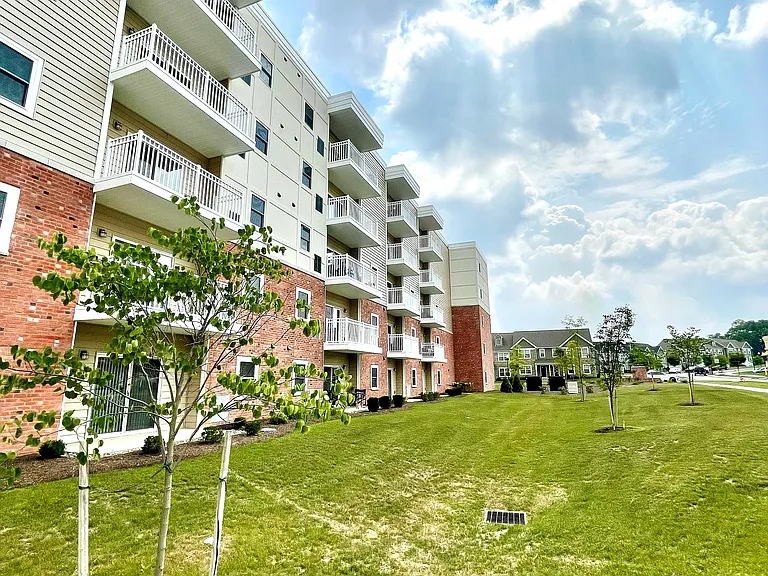 210 - Exterior