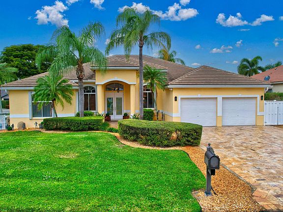 2nd image of 953 Greensward Lane