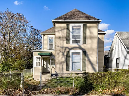 1014 E Adams St Photo 1